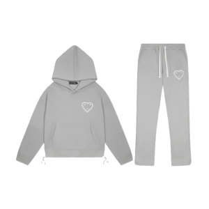 The Carsicko Tracksuit: A Fashion-Forward Choice for Comfort and Style