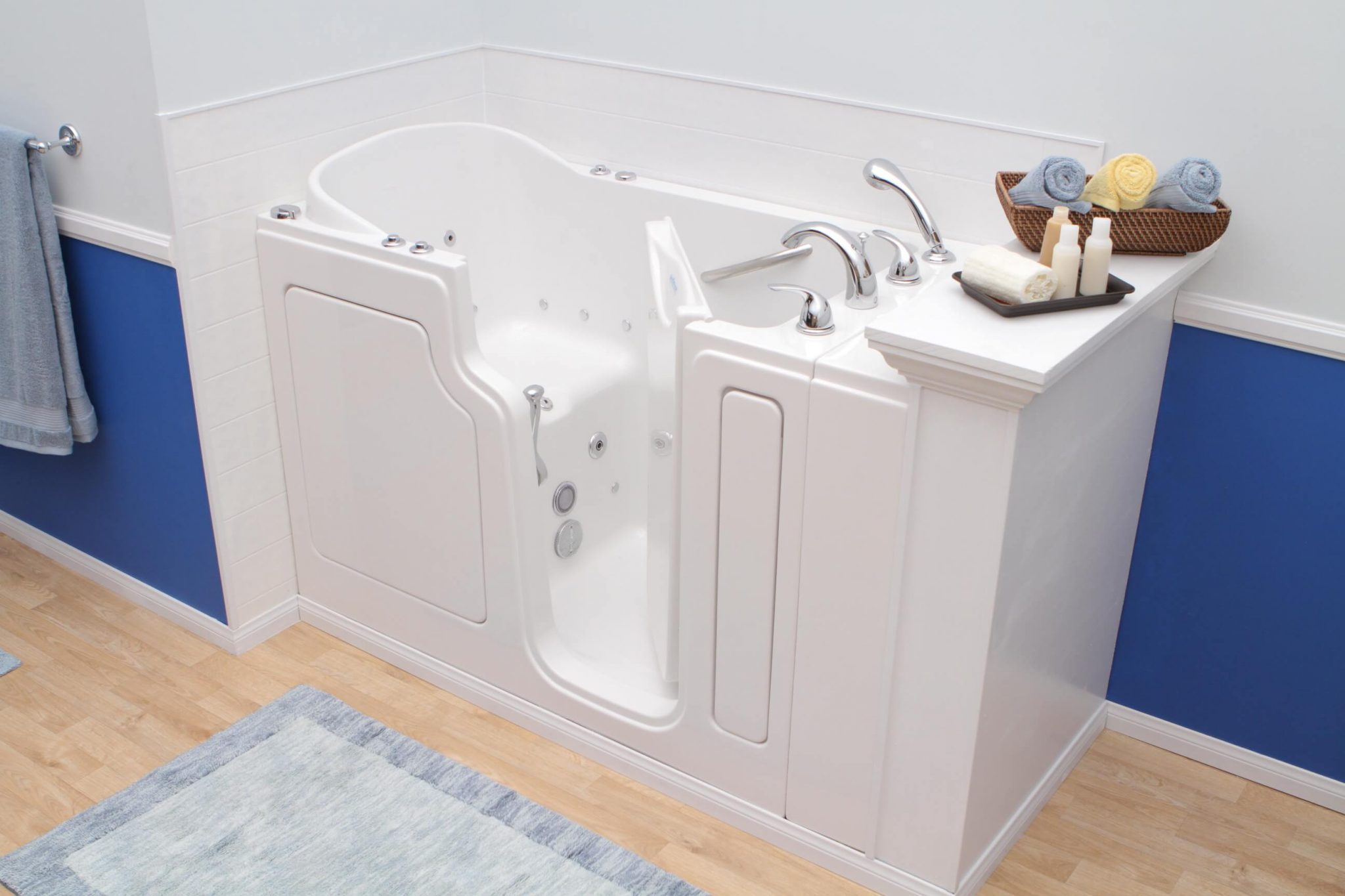 What Should I Expect During the Installation Process of a Walk-In Bathtub?