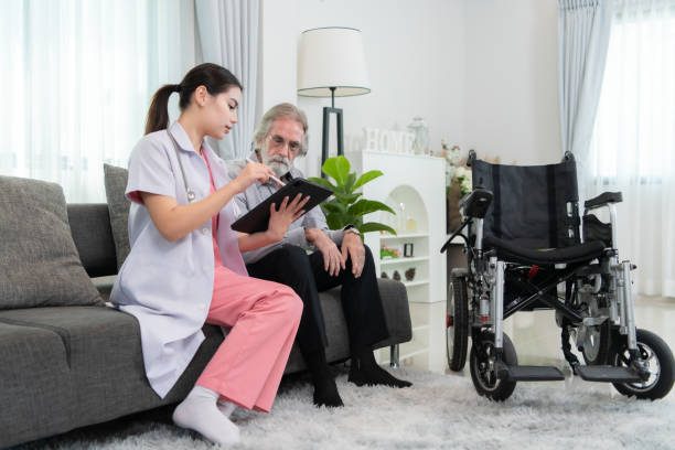 Choosing the Right Home Health Care Service: Tips for Families