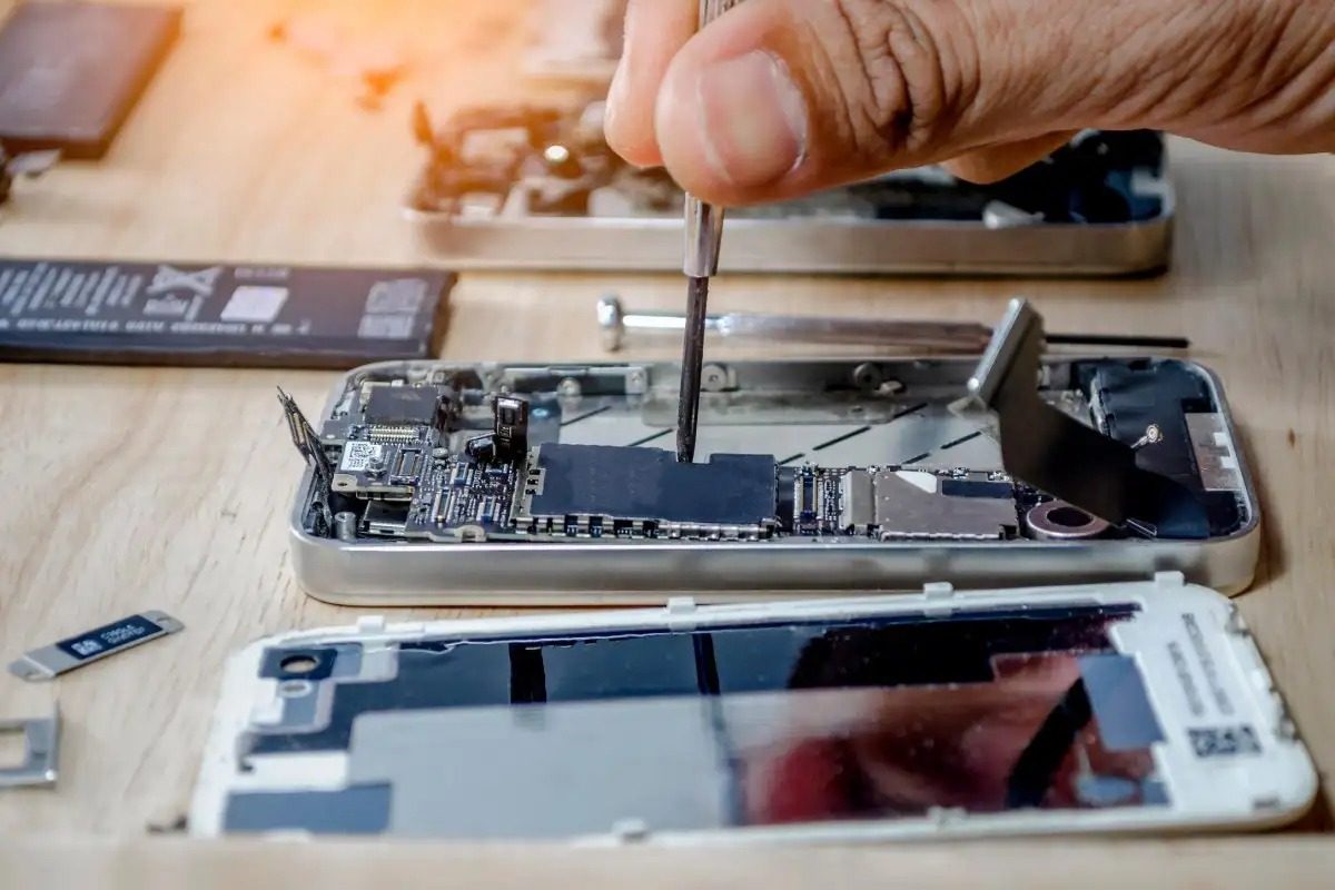 iPhone Repair in Dubai: Trusted Services by Urban Clap