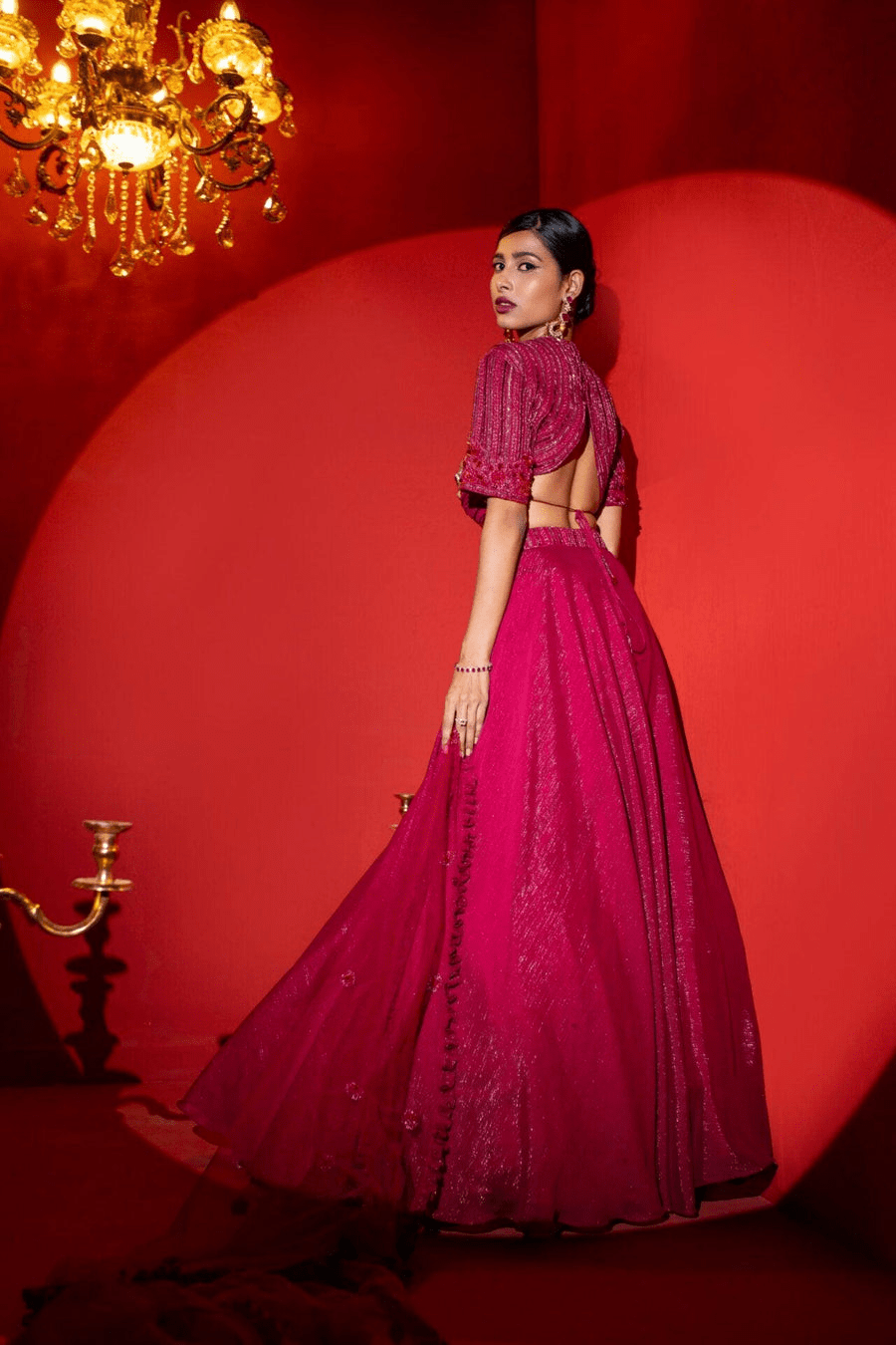 How to Pick the Right Lehenga Choli for Women Based on Body Type