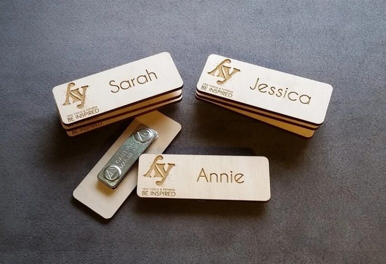 Custom-name-badges-with-logo