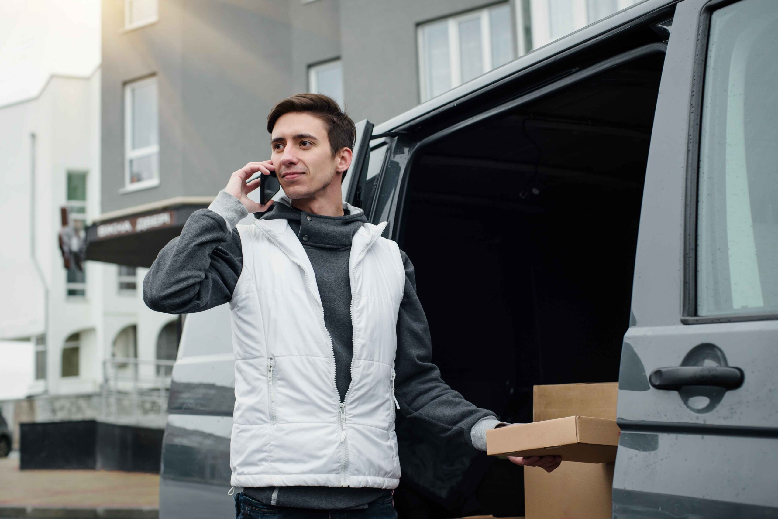 Why Are Dry Van Dispatch Services Essential for Modern Freight Companies?