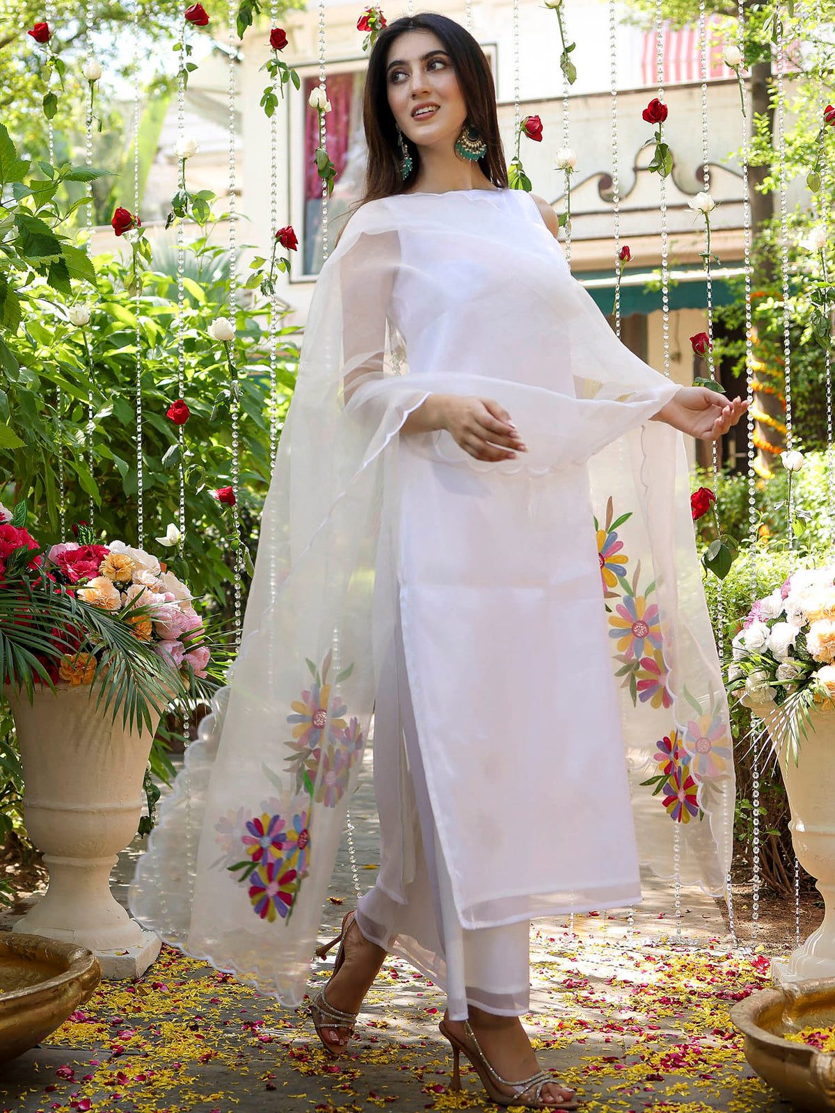 Chic & Timeless: The Best Kurta Set for Women to Elevate Everyday Style