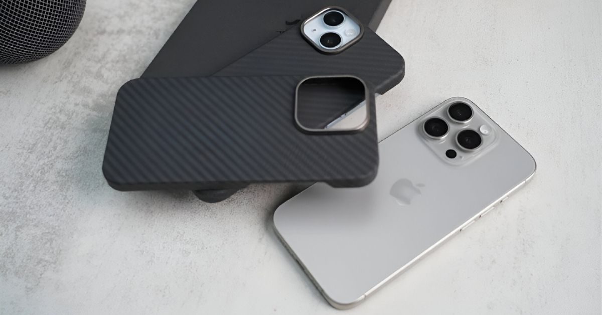 11 Best Metallic Finish iPhone 15 Case Cover For A Shiny Look